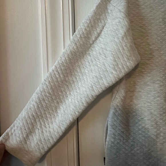 RBX quilted sweatshirt WITH POCKETS! - size large - Light gray - Picture 3 of 6